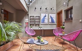 AinB Las Ramblas-Guardia Apartments